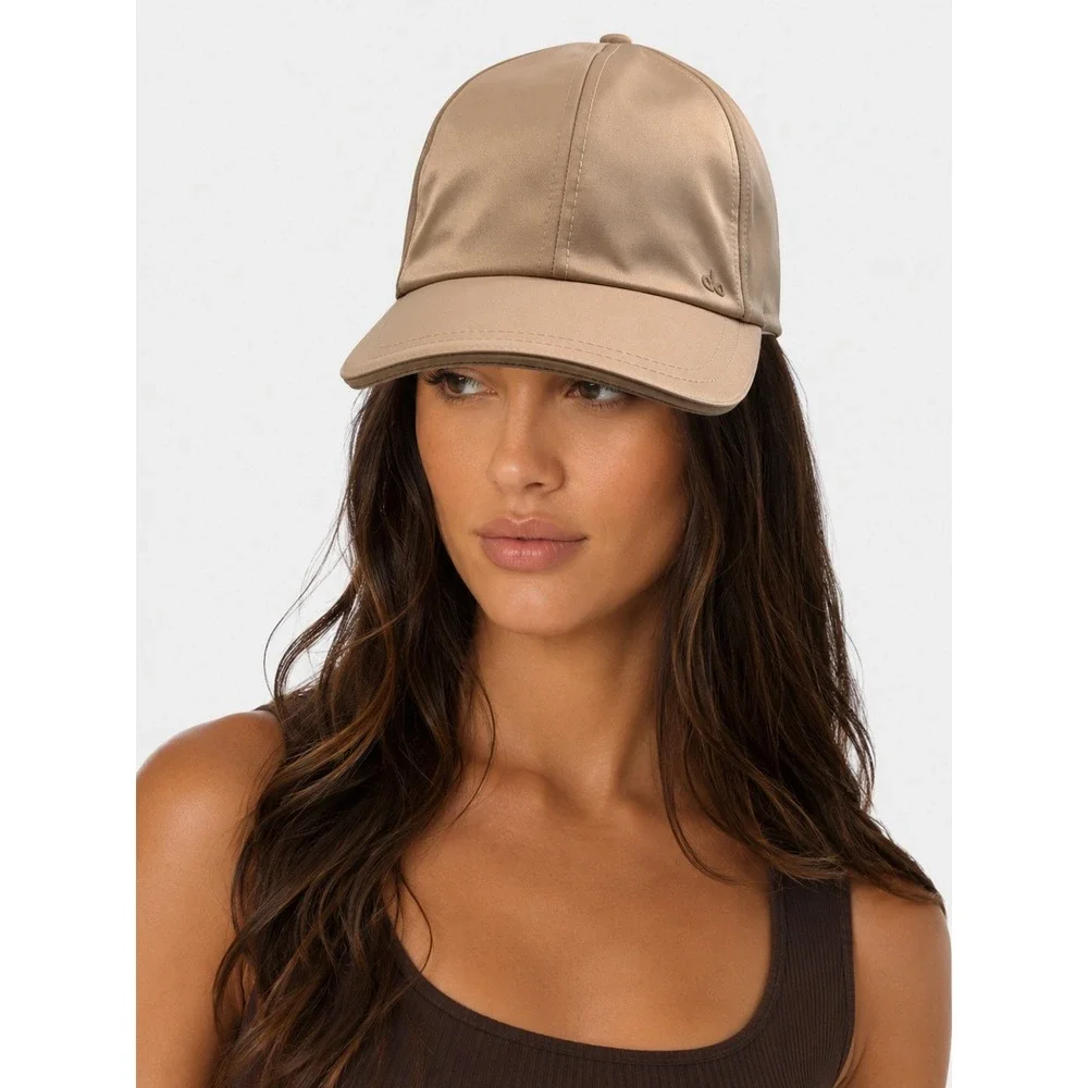 Alo Yoga Cap Camel Tan Adjustable Baseball Hat Water Resistant
